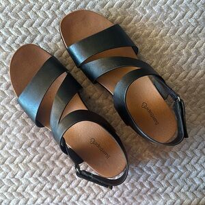 Leather sandals